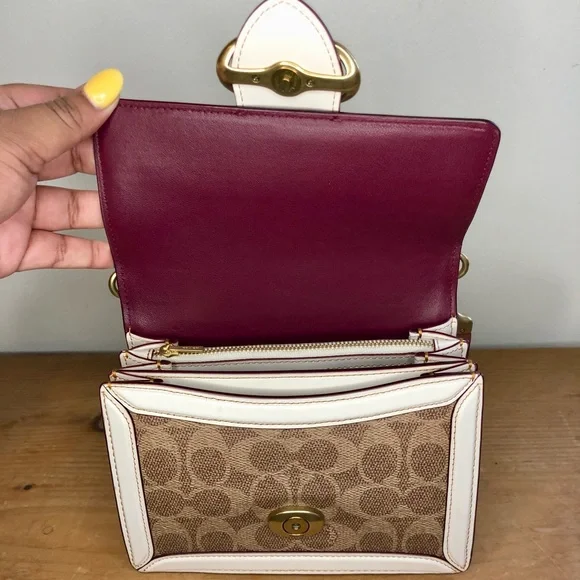 S⭕️LD‼️New Coach 1941 Riley Top Handle 18 In Signature Canvas - Picture 8 of 12